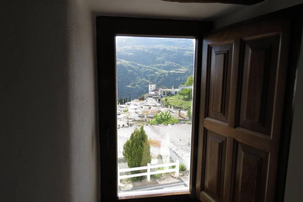 Casa La Solea. Vistas Al Pueblo Y La Sierra Villa Bubion Ngoại thất bức ảnh